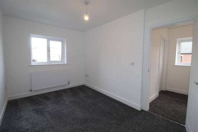 3 bed End of Terrace to rent Image 12