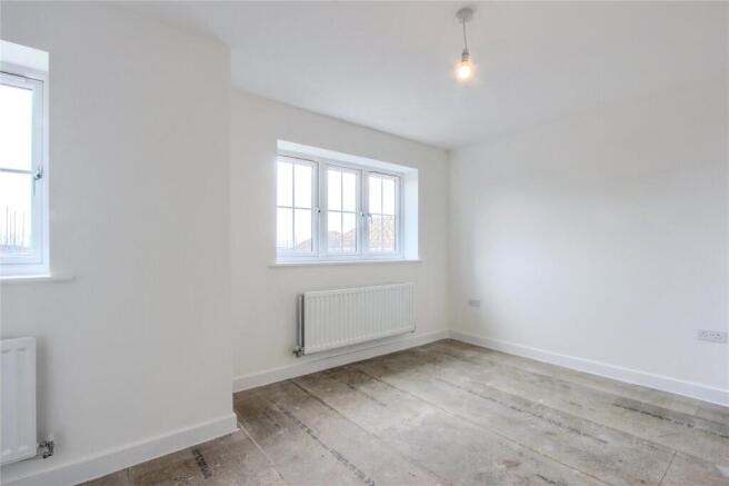 4 bed Detached for sale Image 8