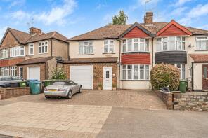 107, Balmoral Road, Watford WD24 4EX