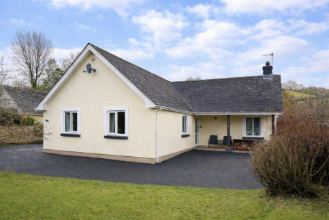 Gorrig Road, Pentrellwyn, Llandysul, SA44