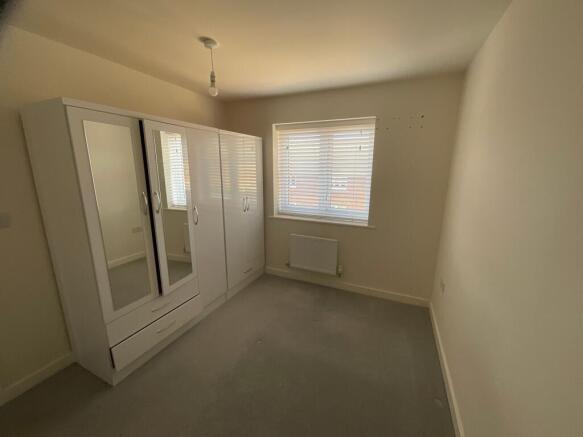 3 bed Semi-Detached to rent Image 7