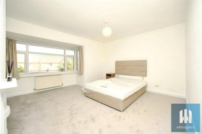 2 bed Terraced to rent Image 8