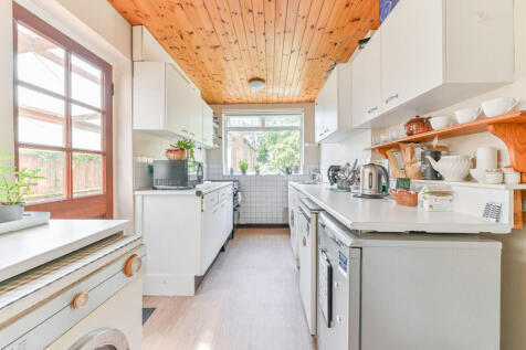 Manor Drive North, New Malden, KT3