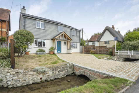 High Street, Chalgrove, OX44