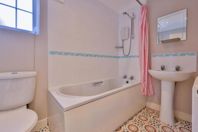 3 bed Town House for sale Image 11