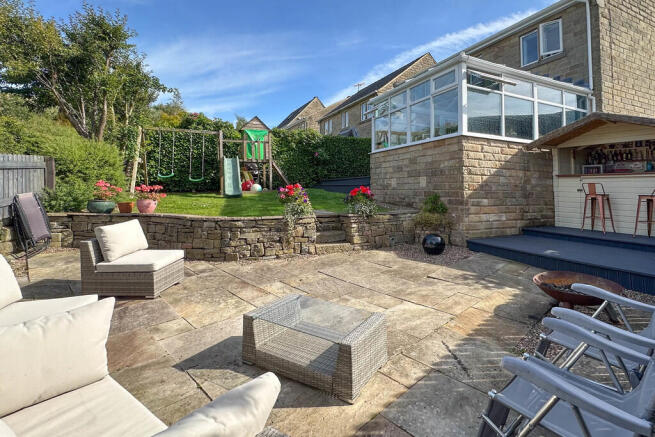 4 bed Detached for sale Image 4