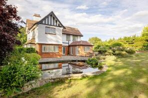 Broadcroft, Sawbridgeworth Road, Bishop's Stortford CM22 7QU
