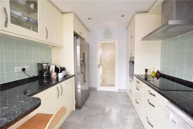 Refitted Kitchen/Breakfast Room