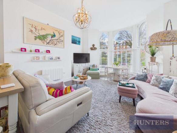 2 bed Apartment for sale Image 7
