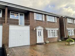 4, Stewart Drive, Ammanford SA18 3BH