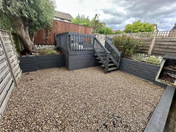 2 bed Semi-Detached for sale Image 9