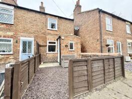 28, Riverhead, Louth LN11 0DD