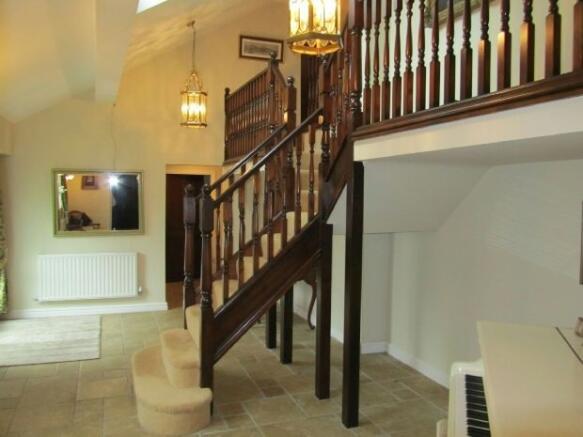 RECEPTION HALLWAY