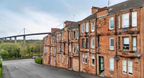 Flat 2/2, 9, Stuart Street, Old Kilpatrick G60 5HA