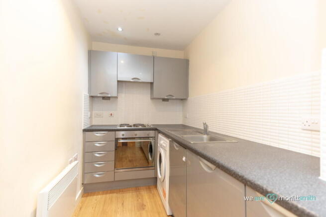 2 bed Apartment to rent Image 5