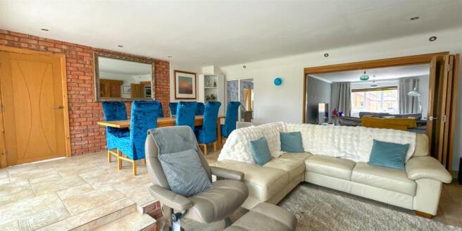Milby Drive - Image-10.jpg