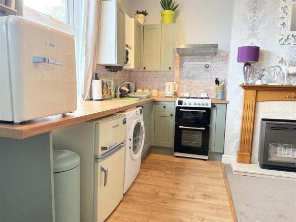 1 bed Terraced for sale Image 5