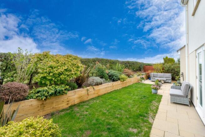 2 Withymead Claverham, BS49 4PS 72.jpeg