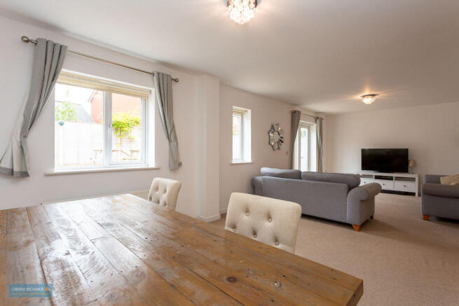 Dining/Sitting Room