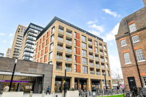 2 16 Cadet House, Victory Parade, Plumstead Road, London SE18 6FL