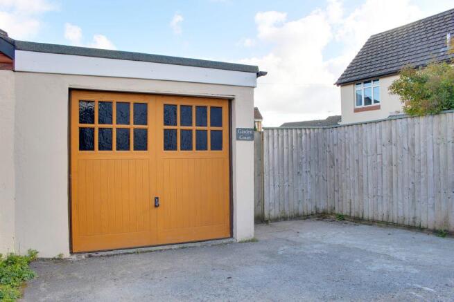Single Garage
