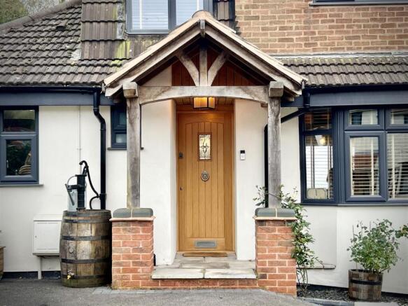 Vauxhall Gardens Dudley 1.jpg