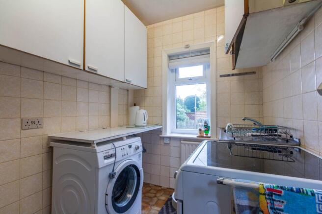 3 bed Semi-Detached for sale Image 7