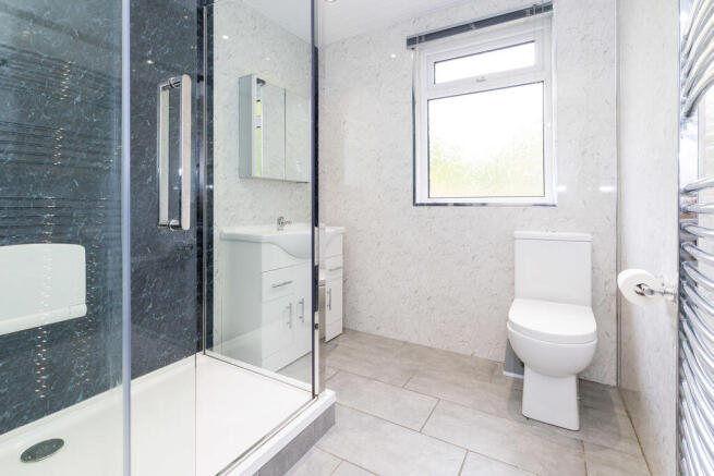 2 bed Semi-Detached Bungalow for sale Image 11