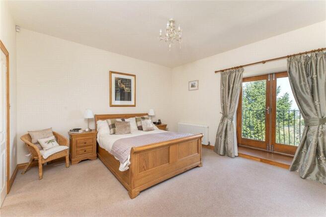 4 bed Barn Conversion for sale Image 6