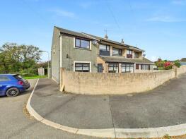 52, Prince Of Wales Close, Houghton, Milford Haven SA73 1NR