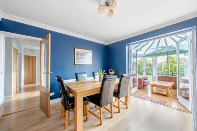 3 bed Detached for sale Image 5