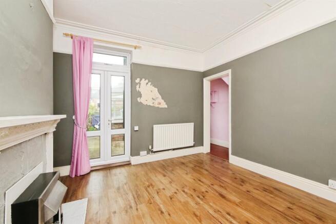 2 bed Terraced for sale Image 7