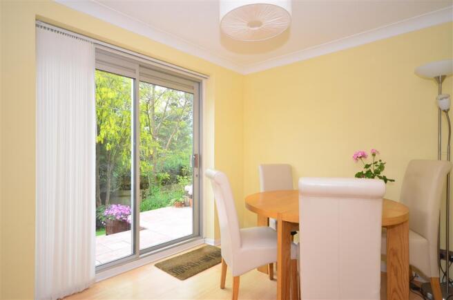 Kitchen/Dining Area