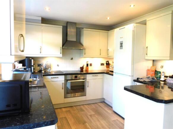 Albion Close, Seaton photo 4