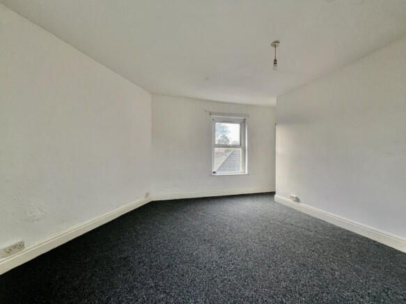 3 bed Block of Apartments for sale Image 7