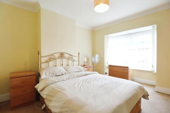 2 bed Terraced to rent Image 7