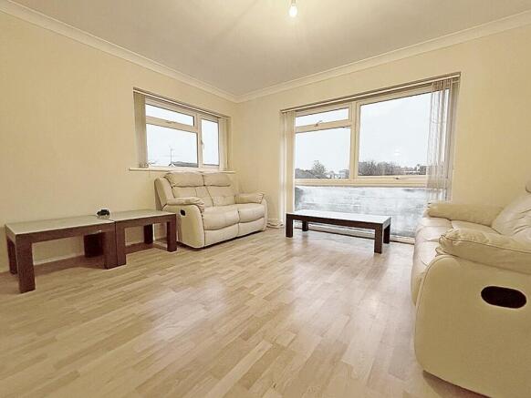 Lounge chosen