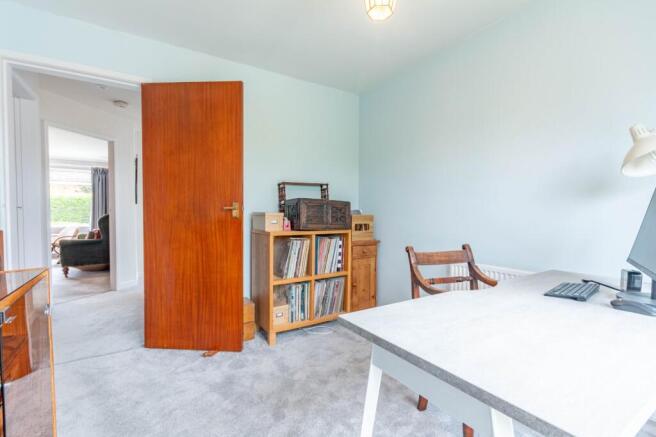 2 bed Bungalow for sale Image 6