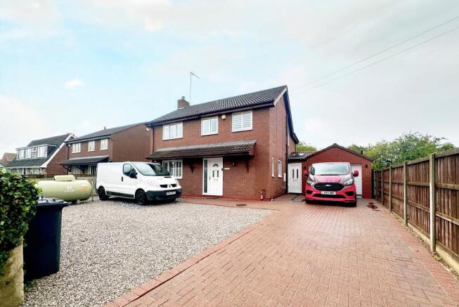 4 bed House to rent in fishlake