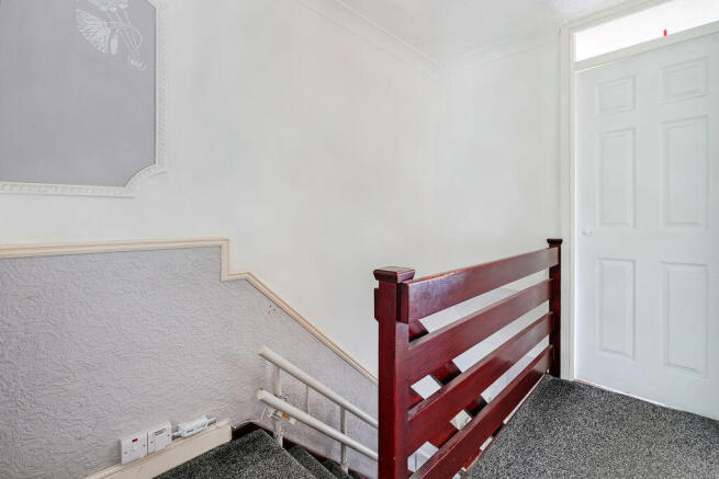 3 bed Terraced for sale Image 12
