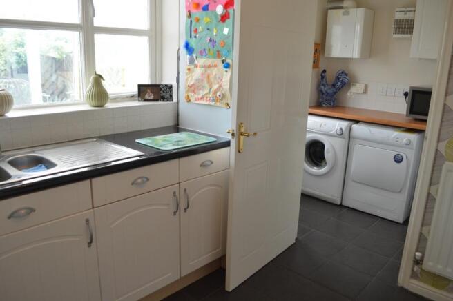 Kitchen 4