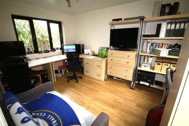 STUDY/FAMILY ROOM/BE