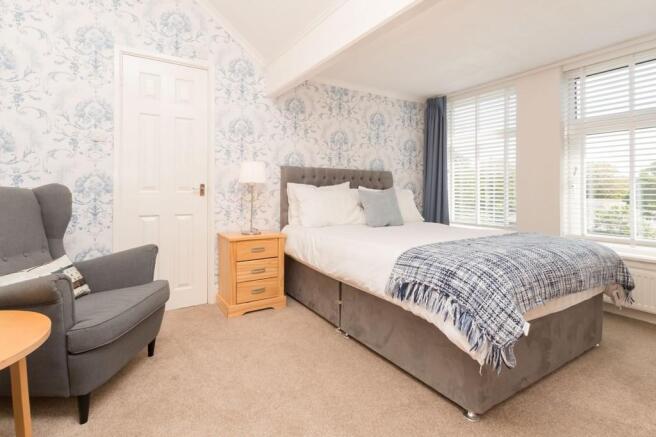 BEDROOM 6