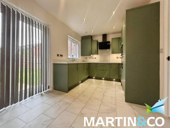 3 bed Semi-Detached to rent Image 4