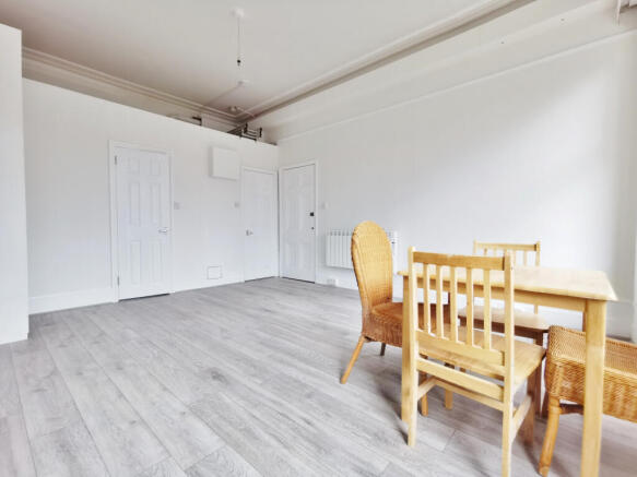 Lounge / Bedroom