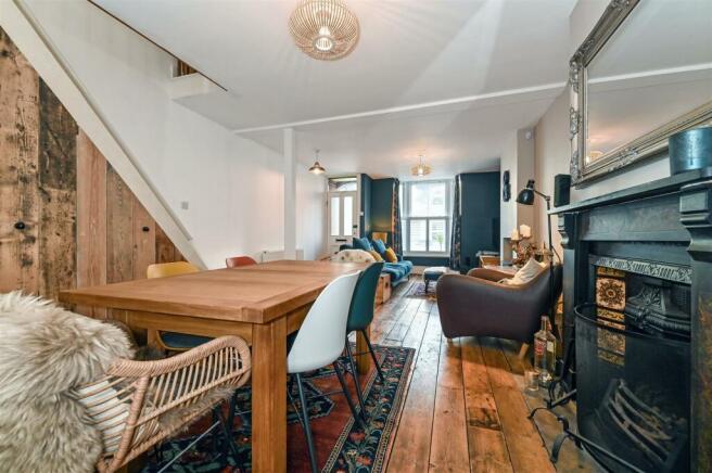 Sitting/Dining Room