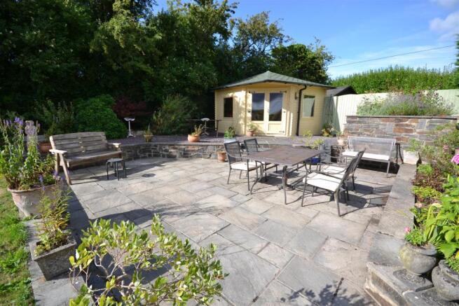 Summer house and patio area
