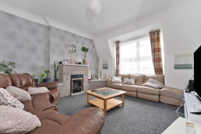 95B, High Street, Cowdenbeath, Fife, KY4 photo 5