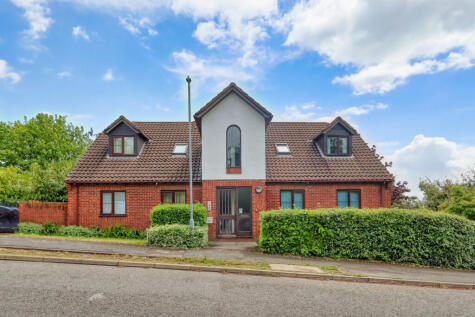 Garratts Way, High Wycombe, Buckinghamshire, HP13