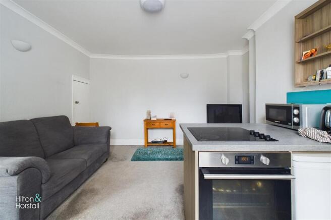 1 bed Terraced for sale Image 4